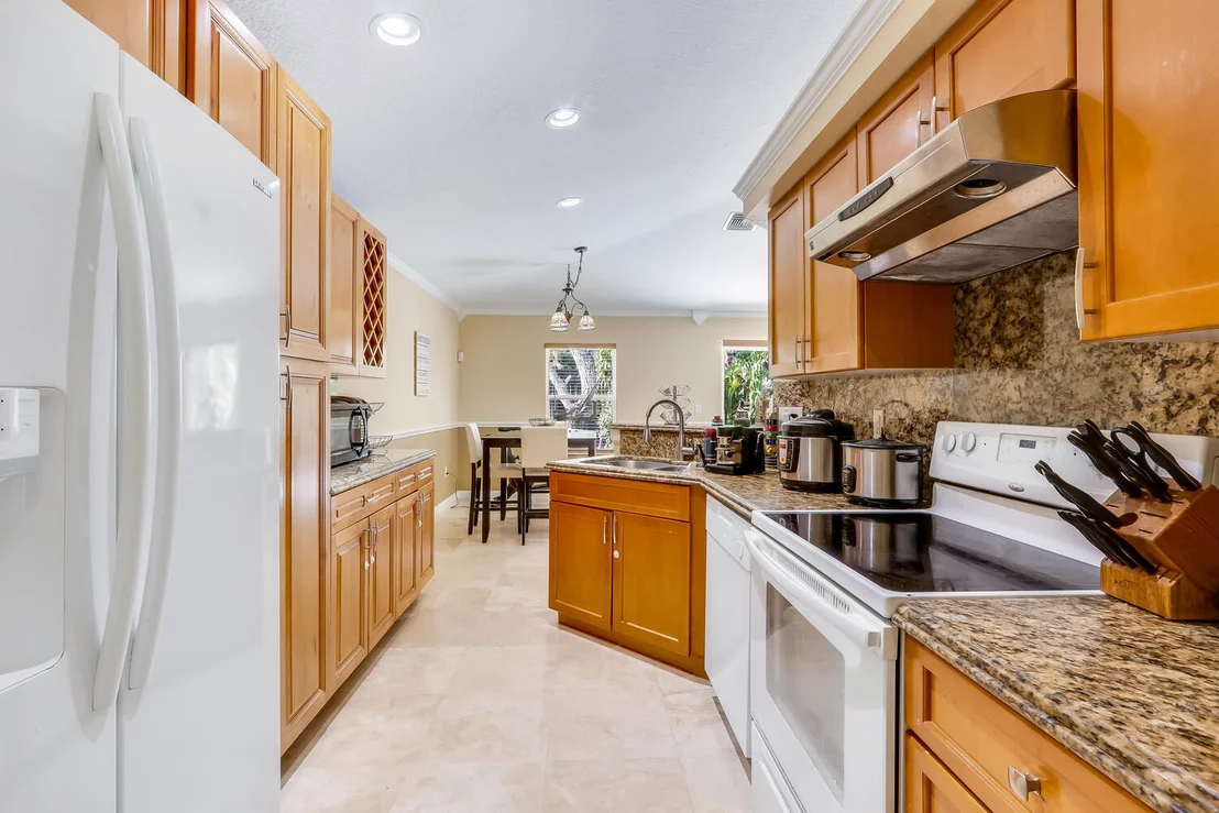 Photo of 5941 Azalea Circle