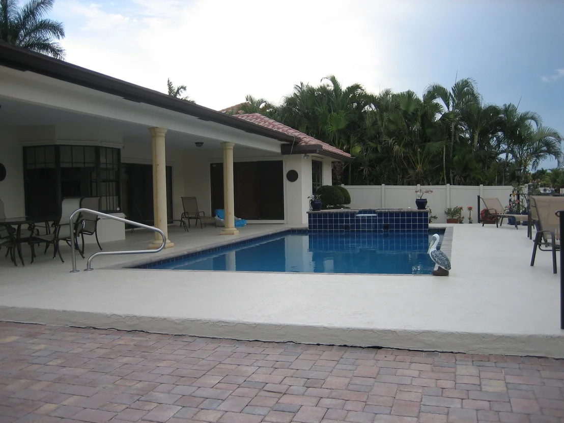 Photo of 963 Allamanda Drive