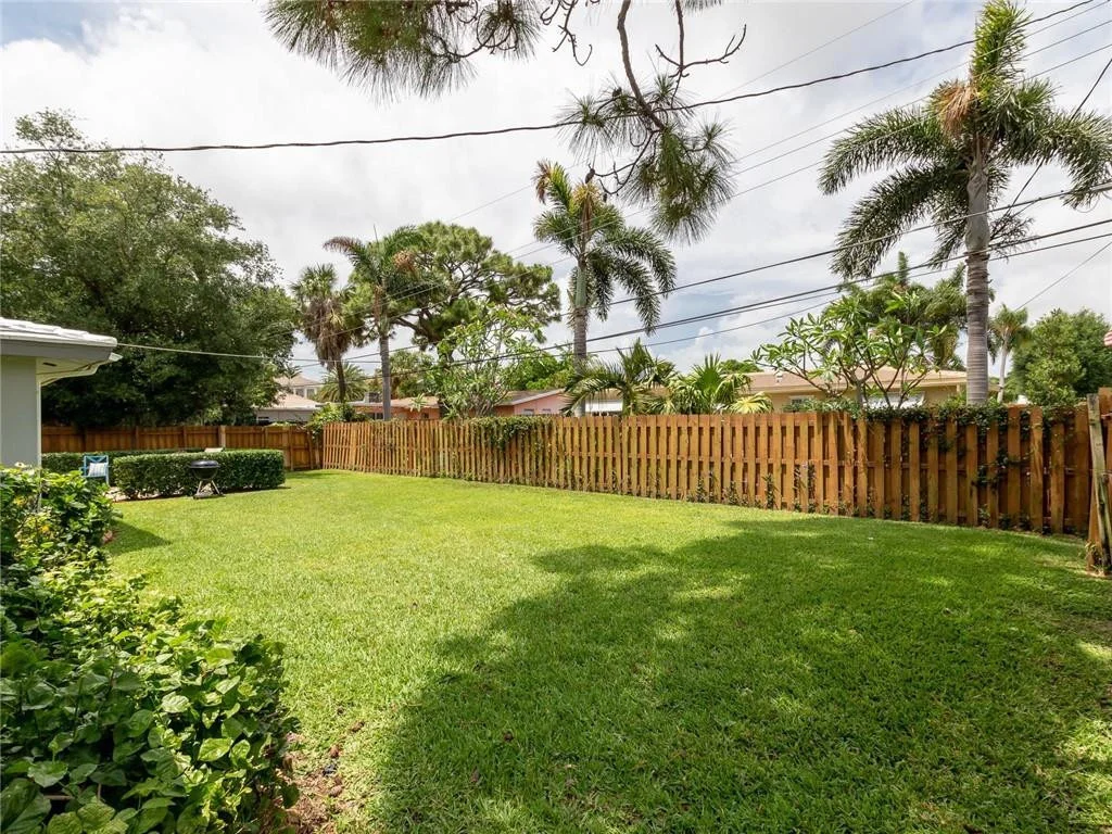 Photo of 111 SE 8th Street