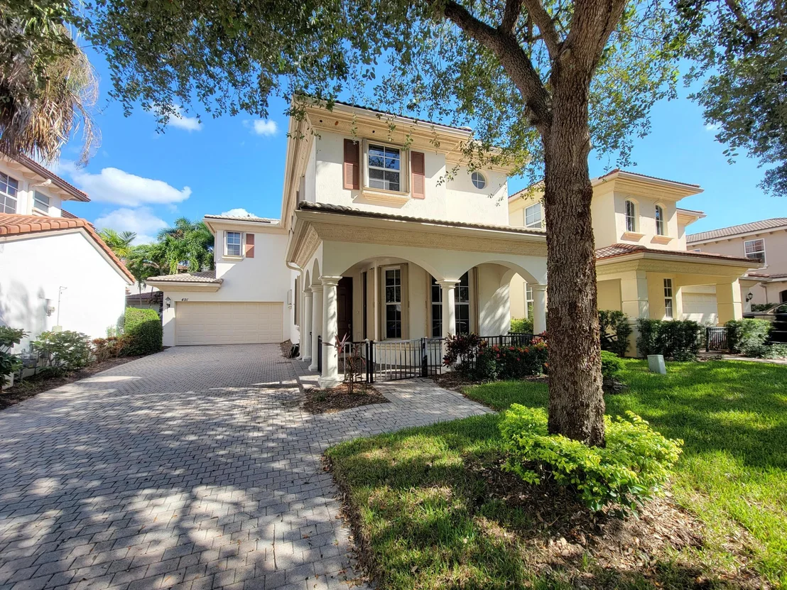 Photo of 491 Leaf Drive