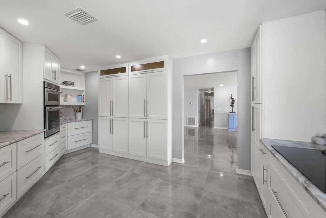 Photo of 6797 Bayshore Drive