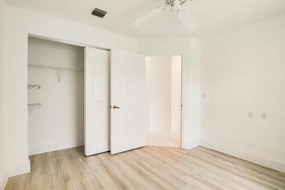 Photo of 6892 Grenelefe Road