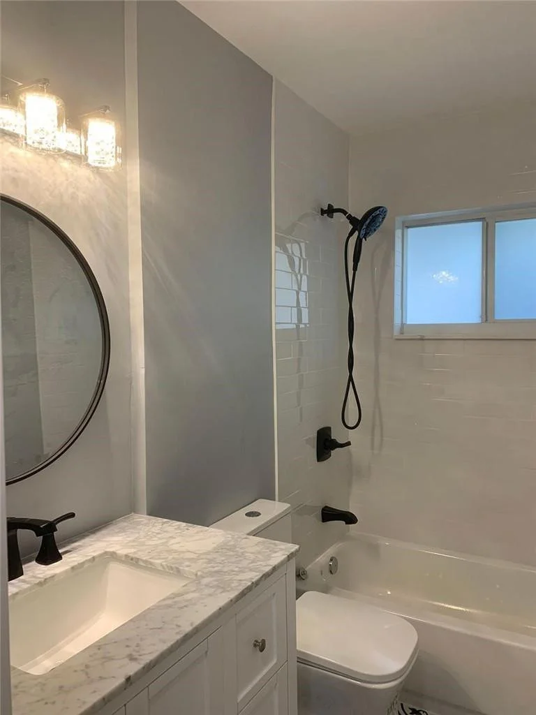 Photo of 2841 NE 45th Street