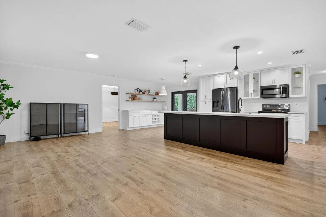 Photo of 1014 Avon Road