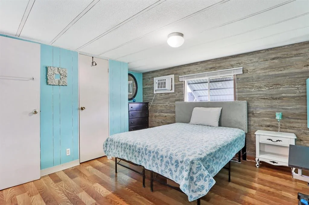 Photo of 3852 SE 25th Street