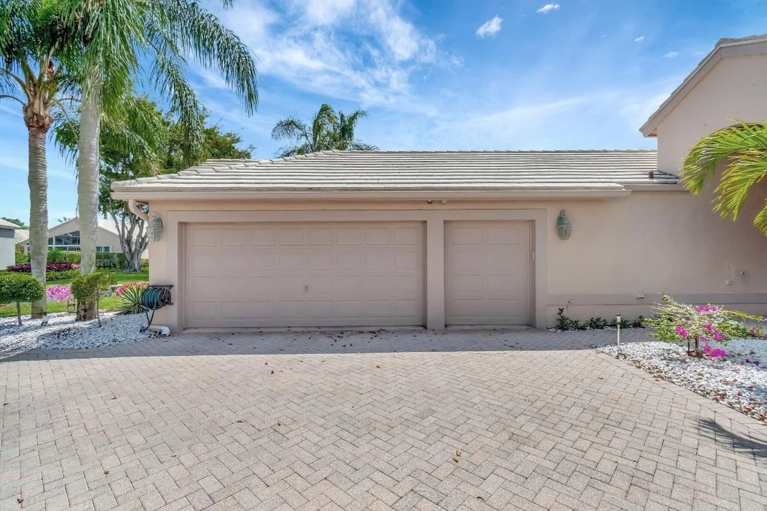 Photo of 6429 Three Lakes Lane