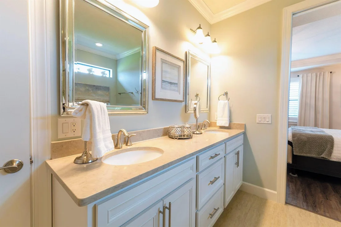 Photo of 5068 Pendelton Square