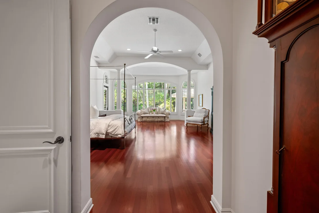 Photo of 18800 Long Lake Drive