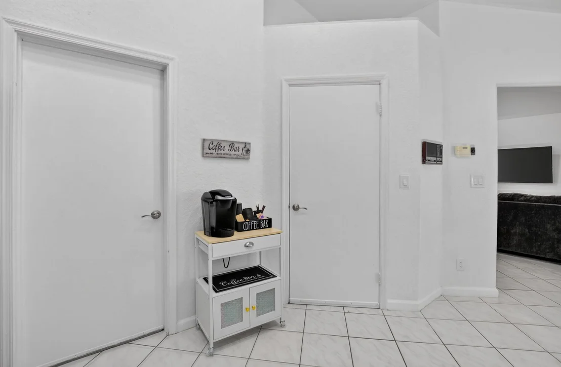 Photo of 703 AVOCET Road