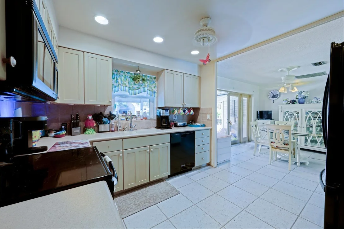 Photo of 3884 Lighthouse Drive
