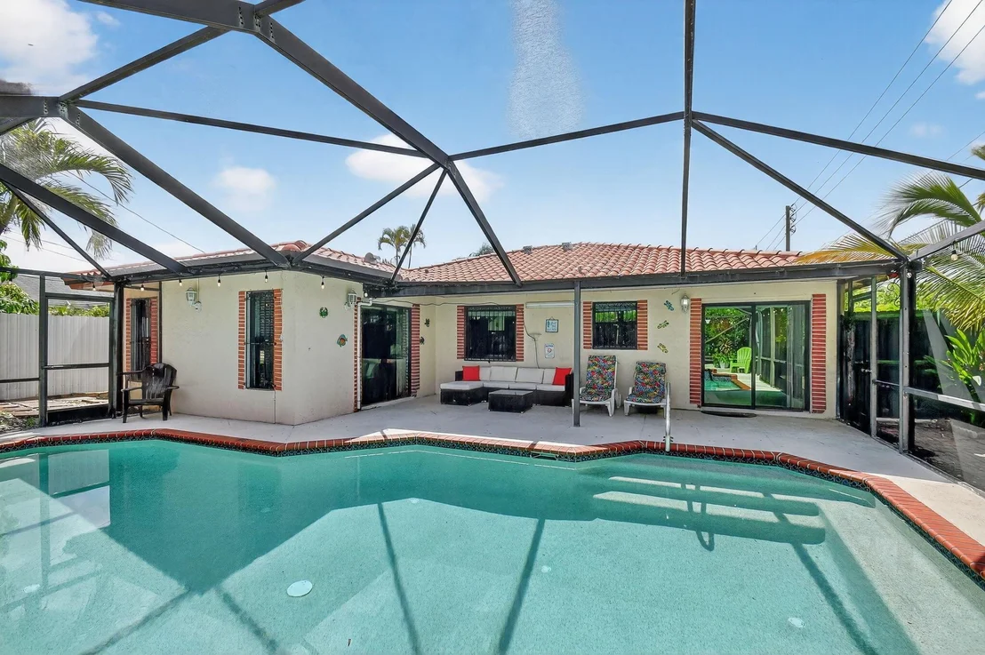 Photo of 1035 Soelca Drive