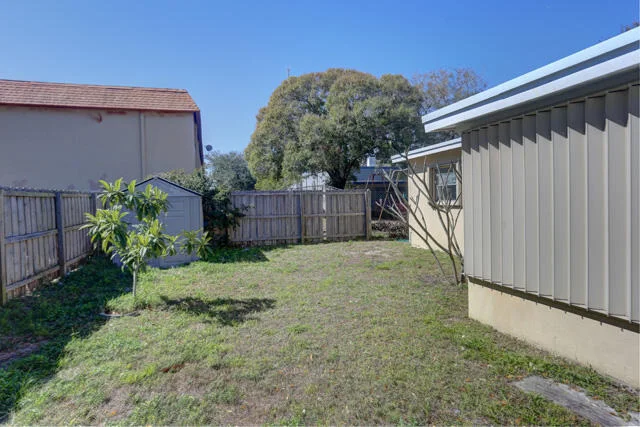 Photo of 910 9th Street