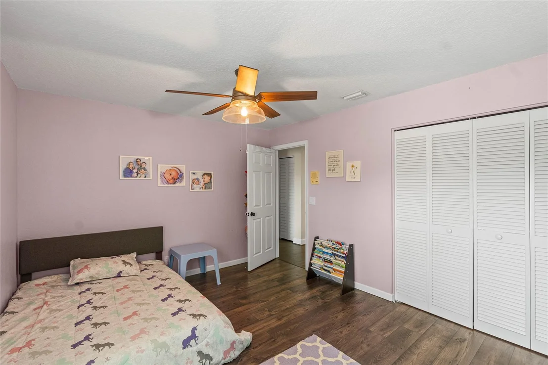 Photo of 18082 Clear Brook Circle