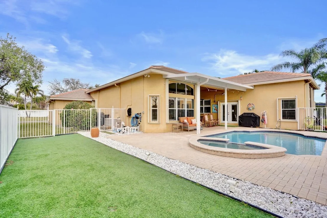 Photo of 6171 Shadow Tree Lane