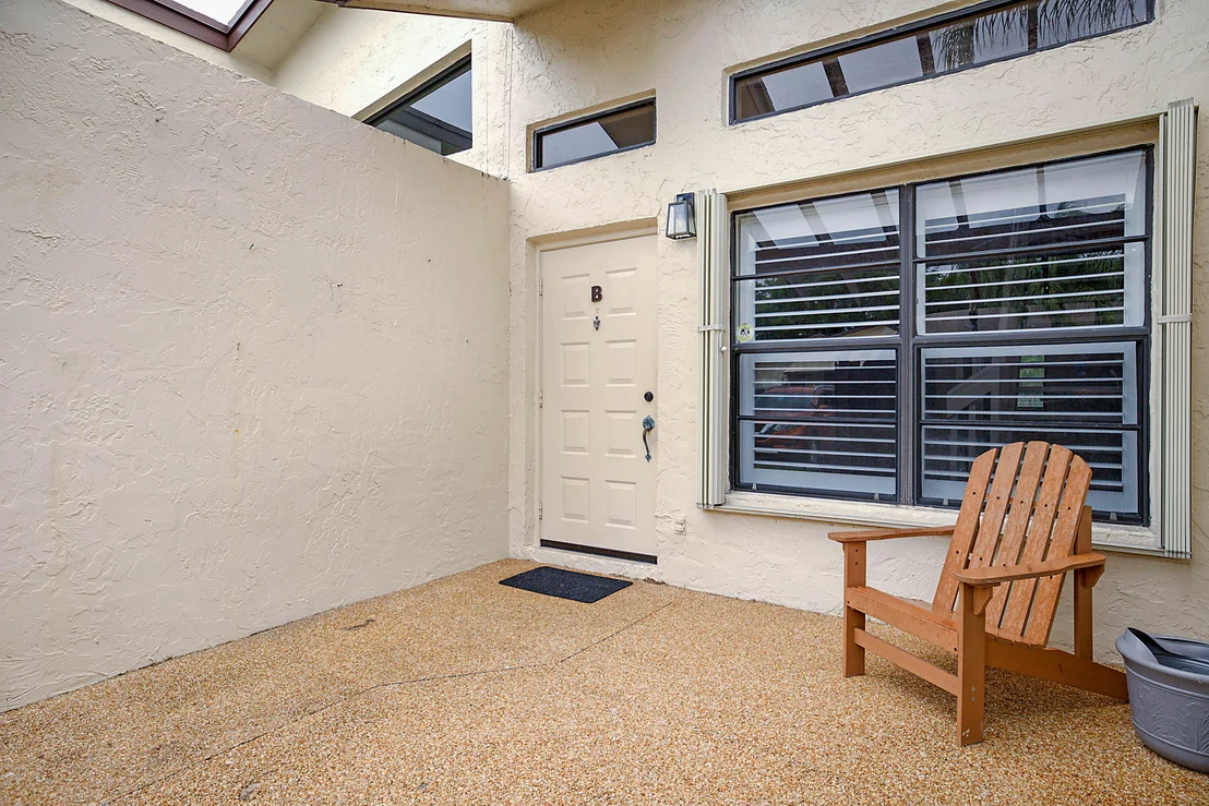 Photo of Unit B at 5070 Nesting Way