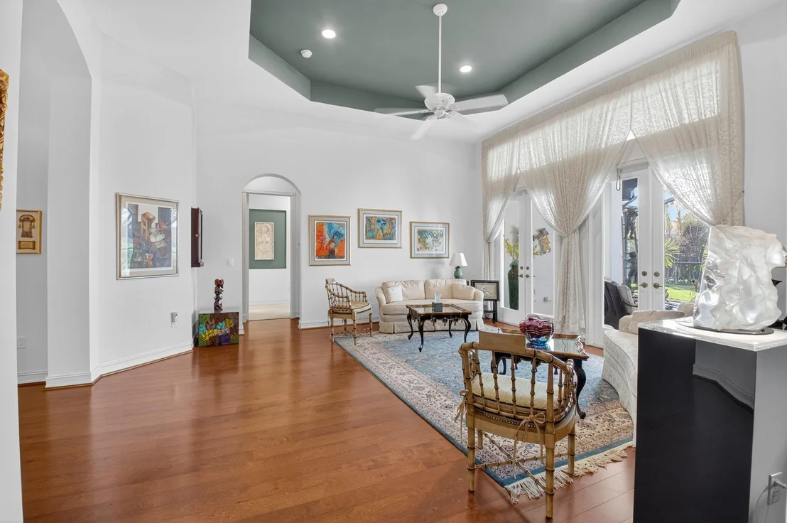 Photo of 9237 Isles Cay Drive