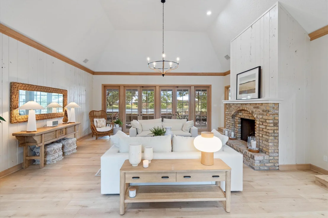 Photo of 121 Turnberry Drive