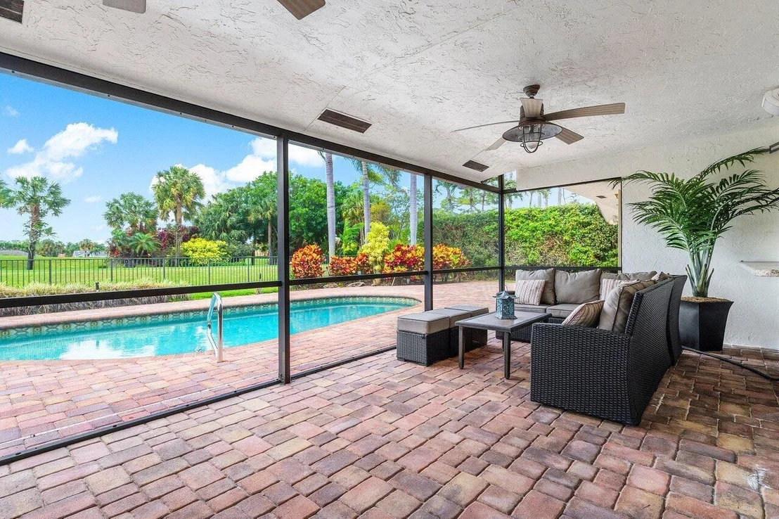 Photo of 477 Glenbrook Drive