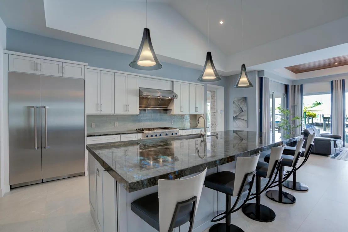 Photo of 2385 Edgewater Drive