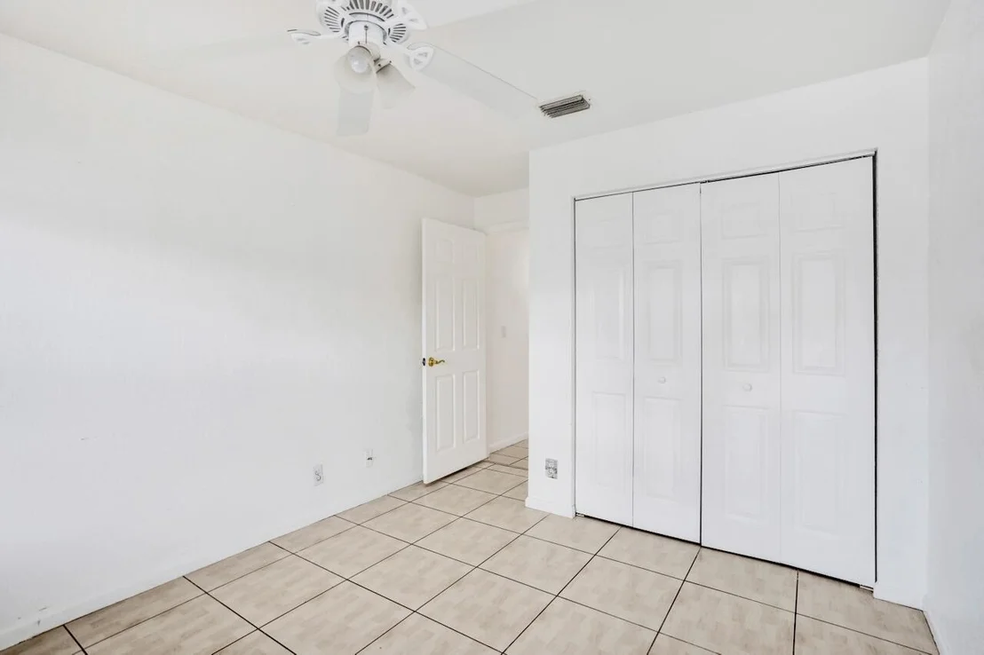 Photo of 8140 Palm Gate Drive