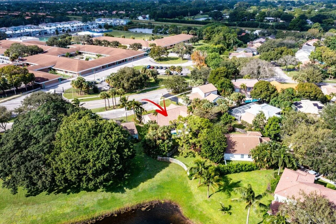 Photo of 4060 Sabal Lakes Road