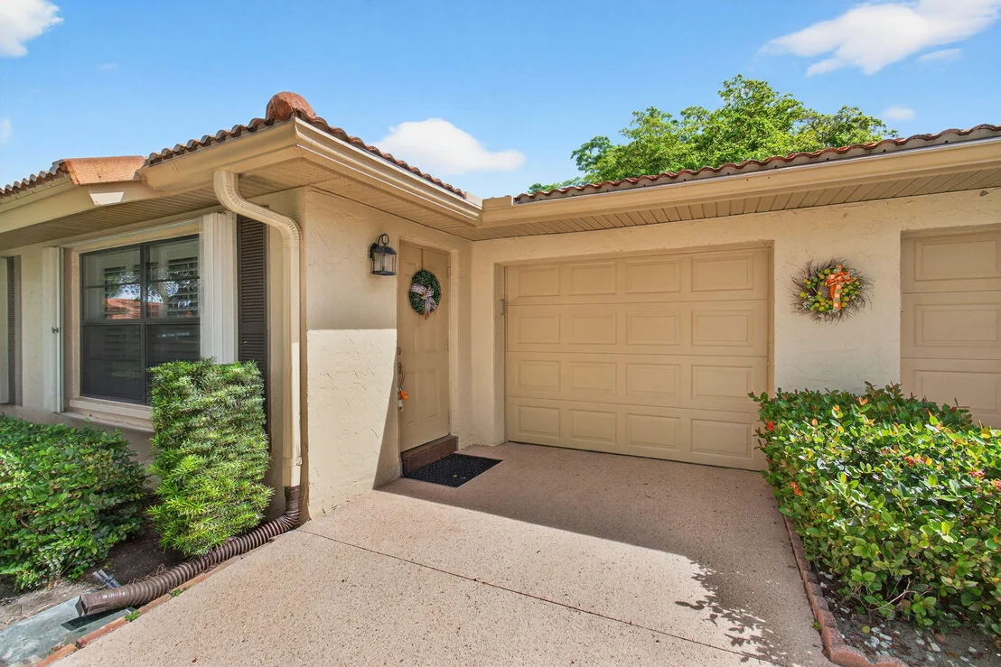 Photo of Unit A at 4555 Apple Tree Circle