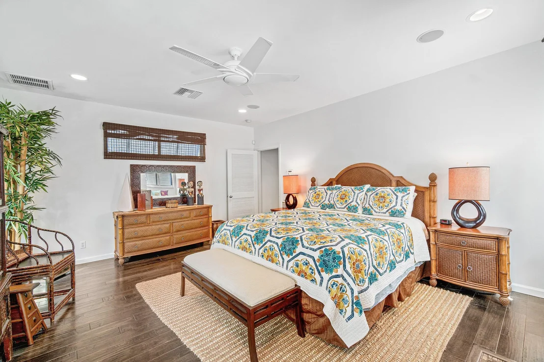 Photo of 110 Dolphin Road