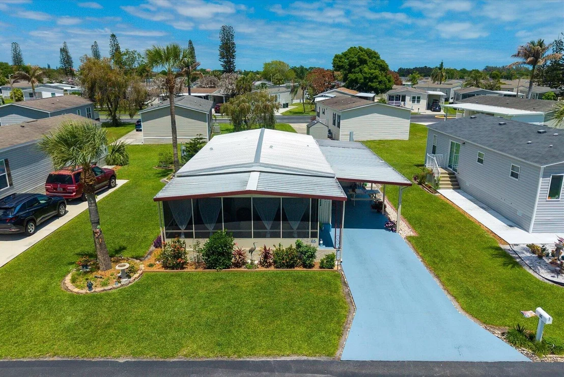 Photo of 65 Manor Drive