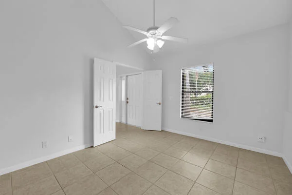 Photo of Unit A at 426 N Cypress Drive