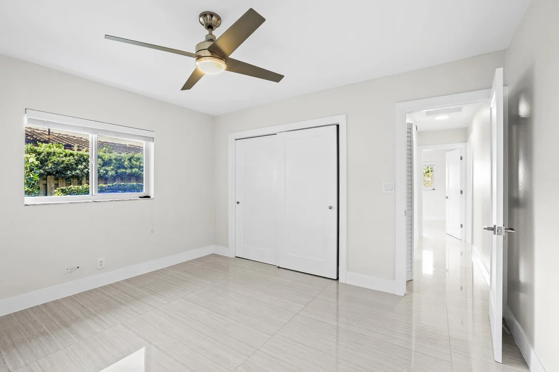 Photo of 4240 NE 22nd Terrace