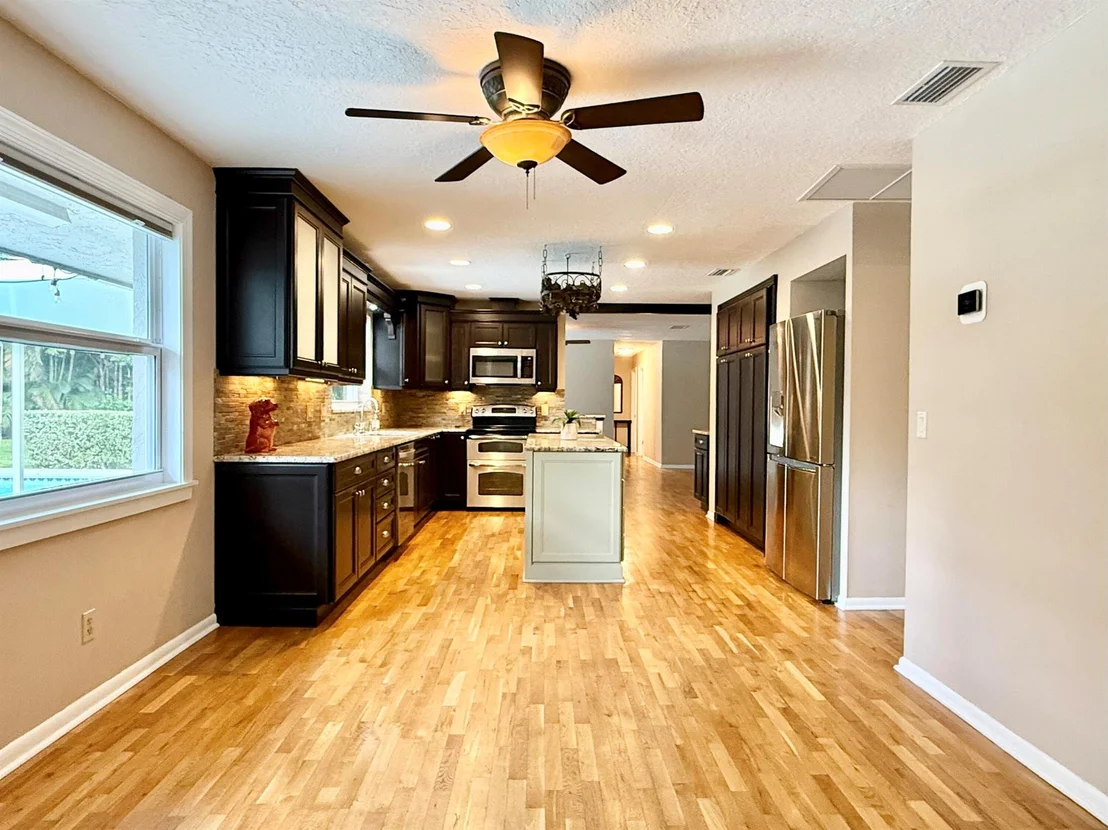 Photo of 17827 126 Terrace N