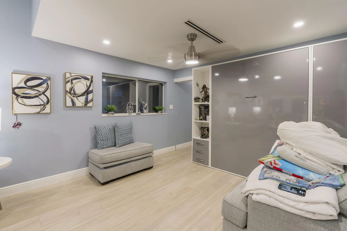 Photo of 851 SE 5th Avenue