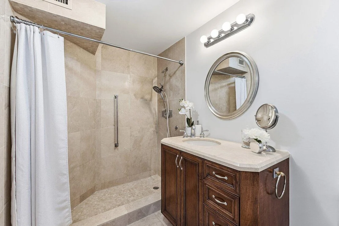 Photo of Unit 120B at 44 Cocoanut Row