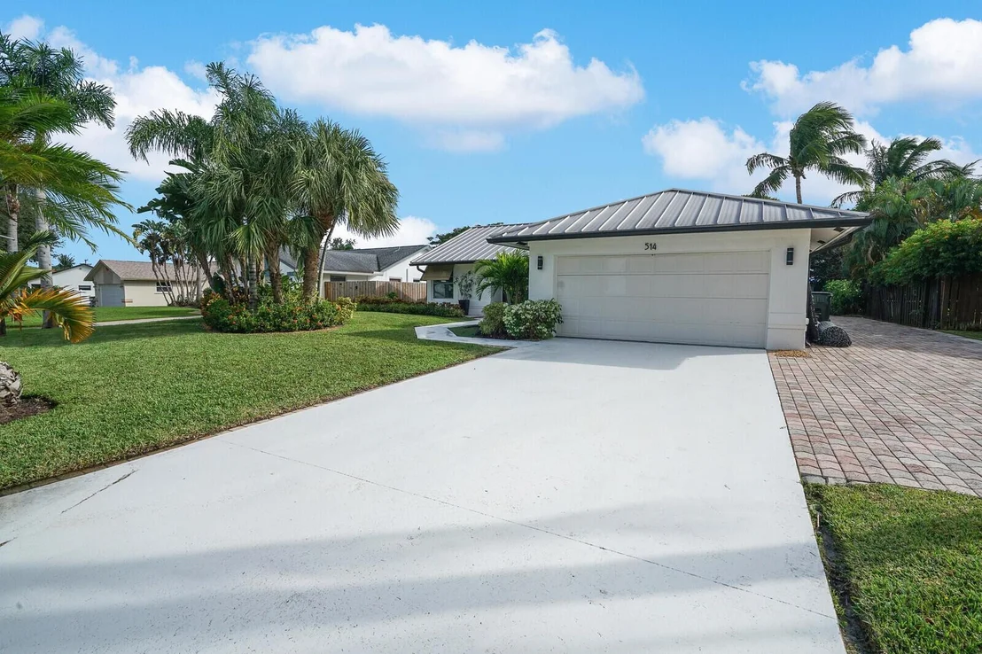 Photo of 514 Enfield Road