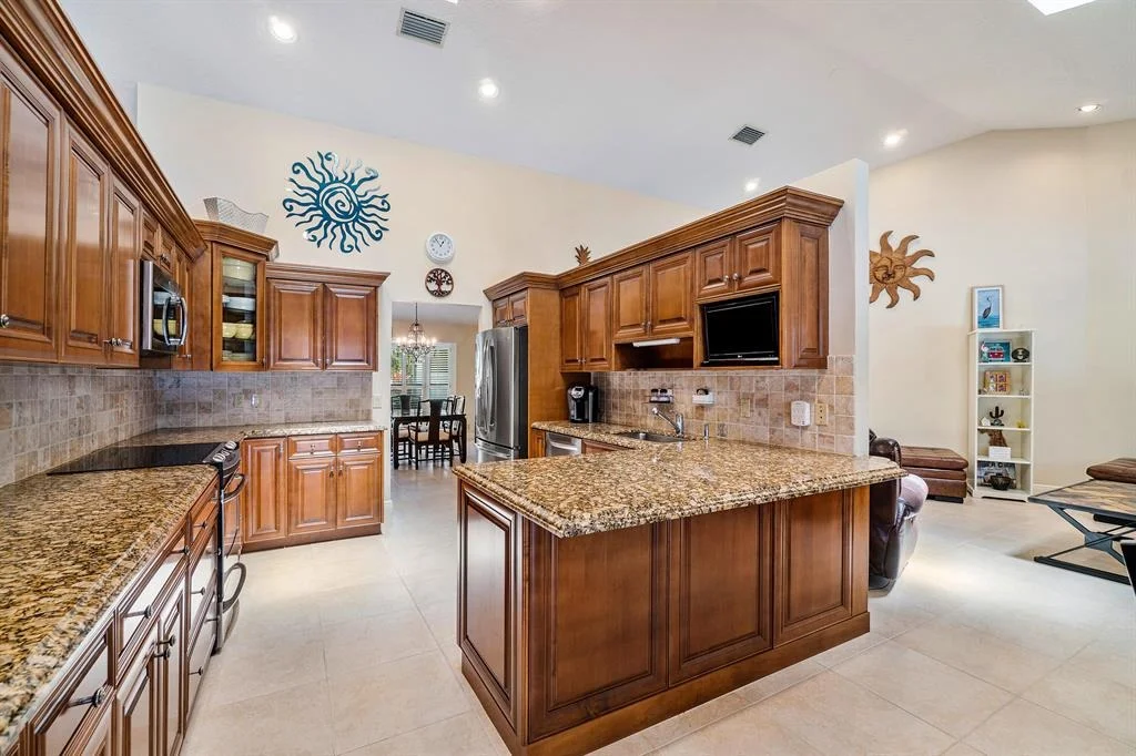 Photo of 13840 Greentree Trail