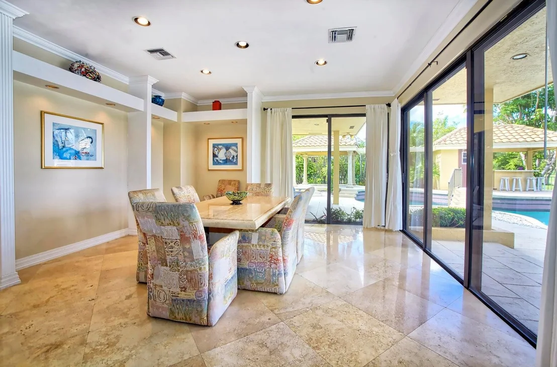 Photo of 21125 Hamlin Drive