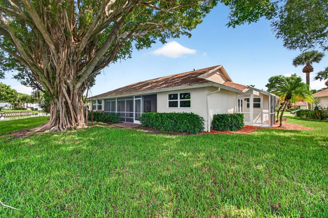 Photo of 5642 Forest Oaks Terrace