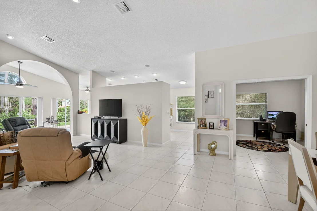 Photo of 9718 Harbour Lake Circle