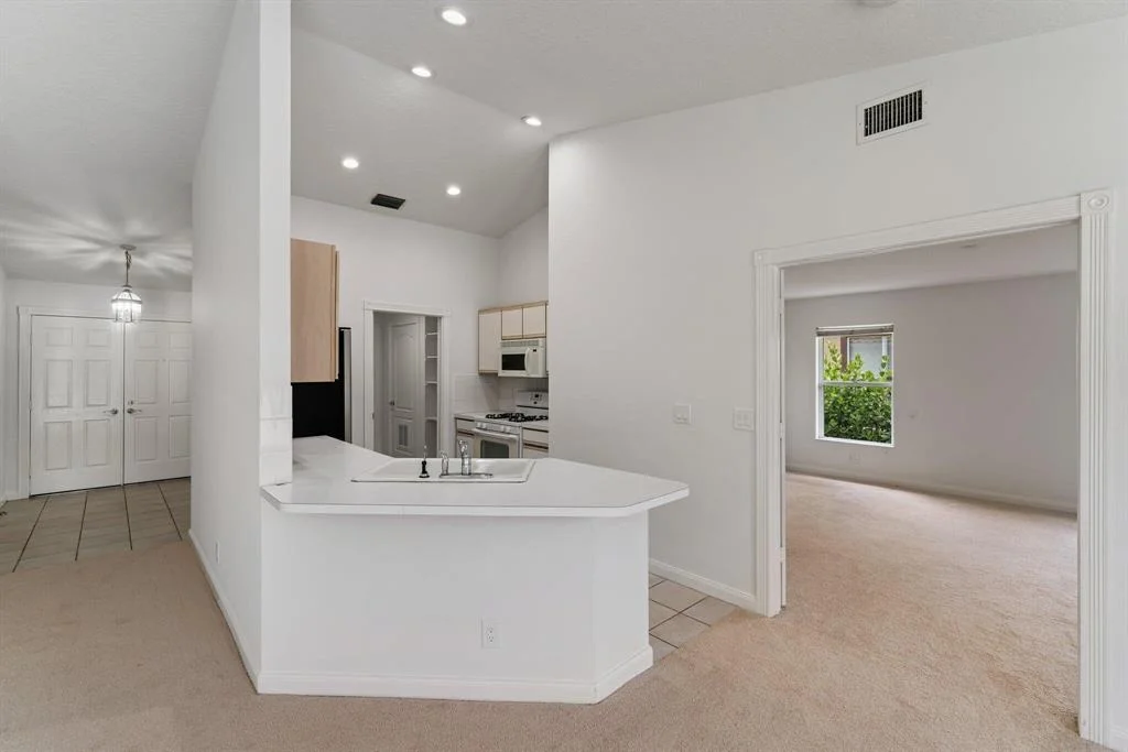 Photo of 245 Bluejay Lane