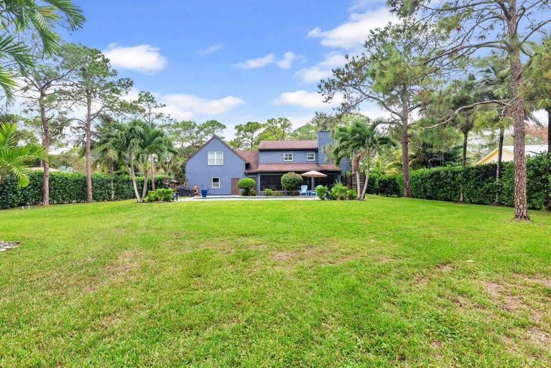 Photo of 10070 Trailwood Circle