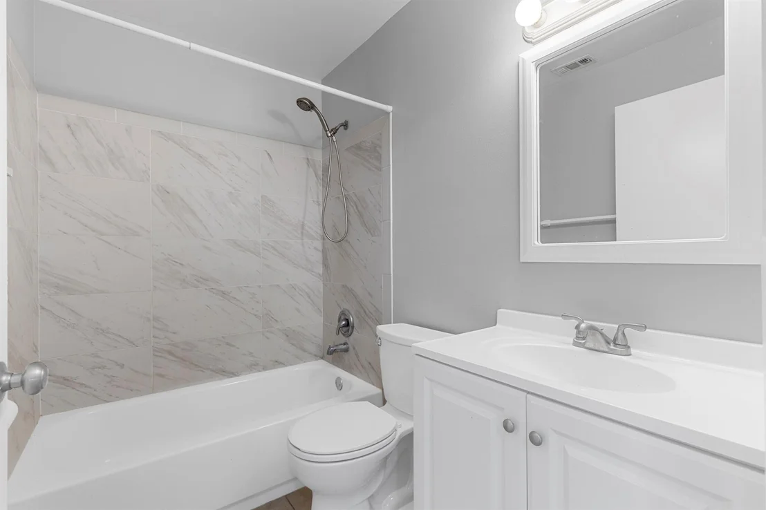 Photo of 5805 Ithaca Circle E