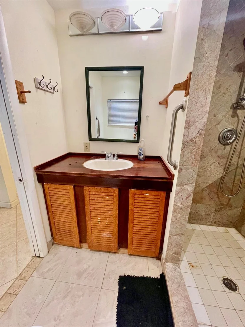 Photo of 1498 Hunter Road