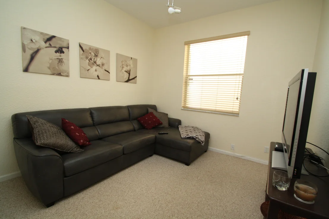 Photo of 6639 Jacques Way