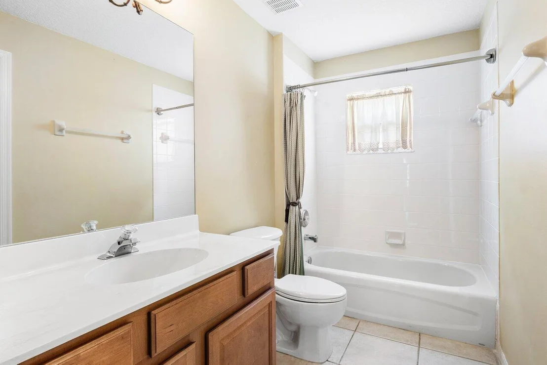 Photo of 542 Canoe Point