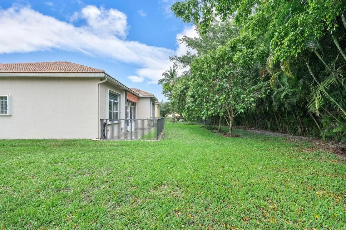 Photo of 8351 Mastic Cay