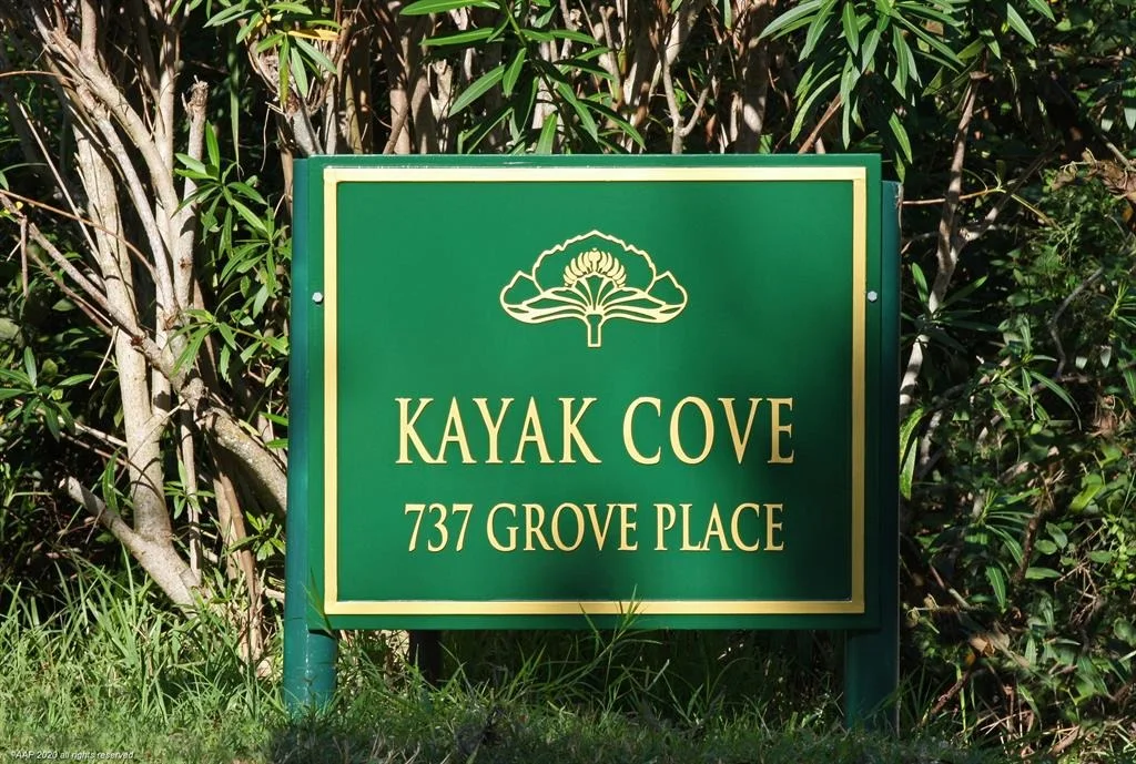 Photo of 724 Grove Place