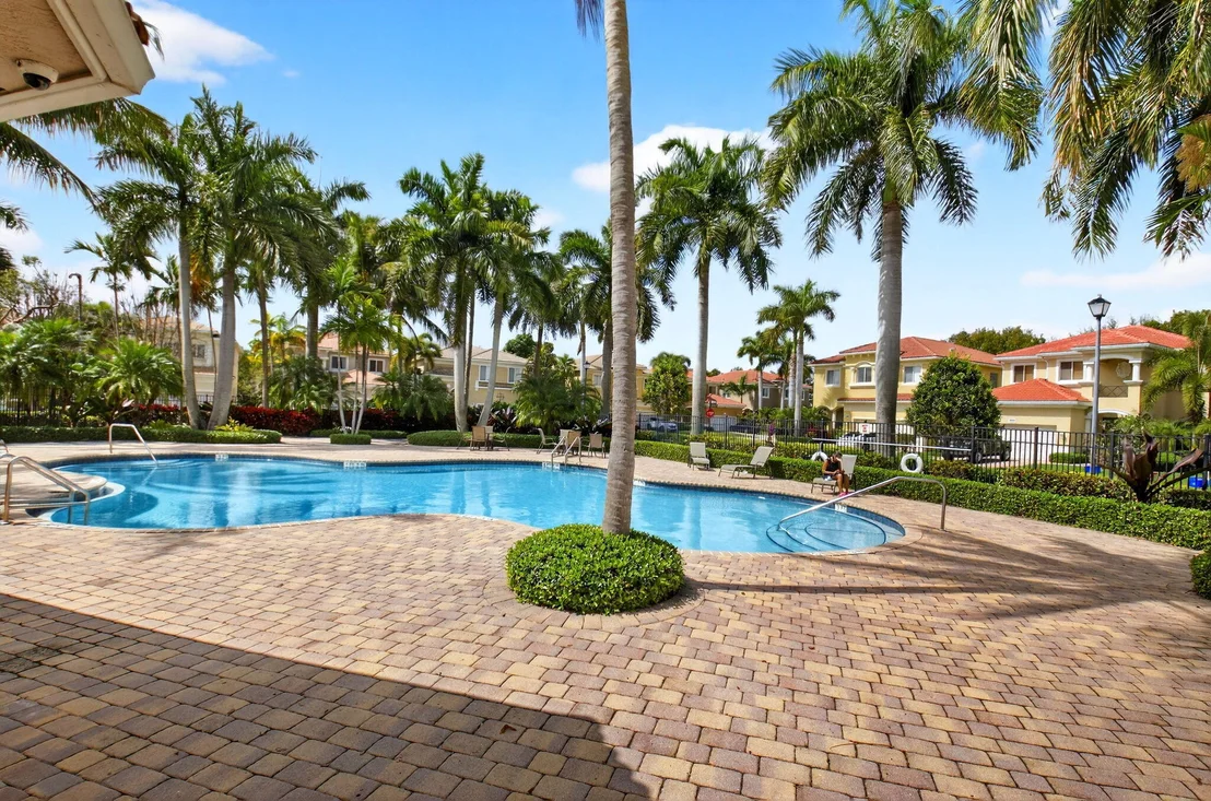 Photo of 4210 Key Lime Boulevard