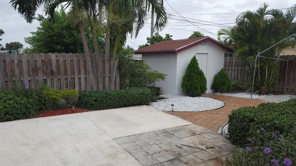 Photo of 1505 Hillcrest Drive