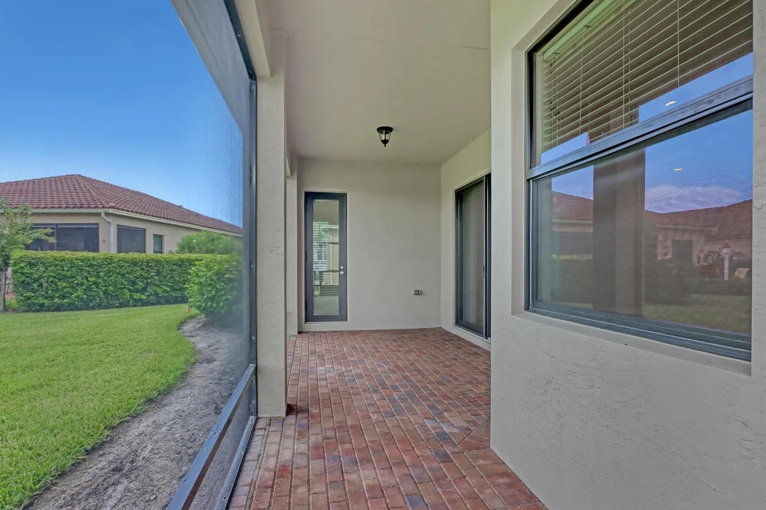 Photo of 5508 57th Way