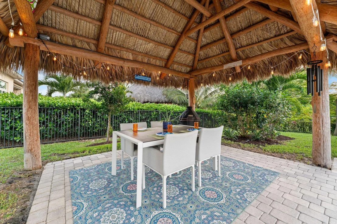 Photo of 2534 NE Evinrude Circle
